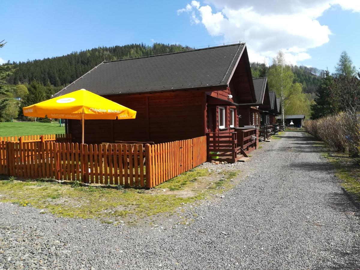 Stanica Pod Zadzierna Domki Caloroczne Lubawka Exterior foto